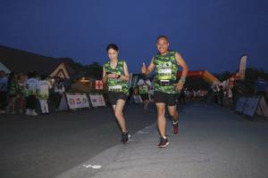 BIB: 
                            <button type="button" onclick="openModal(3530586)" class="btn btn-primary btn-sm float-right btn-popup" data-toggle="modal" data-target=".modal-high-quality">
                        <i class="fas fa-shopping-cart"></i> Add to Cart
                    </button>
                                            <button type="button" onclick="isThisMe(3530586, true)" class="btn btn-success btn-sm float-right btn-popup btn-isme hidden" data-toggle="tooltip" data-placement="bottom" title="นี่คือรูปของคุณใช่ไหม คลิกที่นี่เพื่อเอาเข้าอัลบั้ม">
                        <i class="fas fa-plus"></i> Add to album
                    </button>
                    <button type="button" onclick="isThisMe(3530586, false)" class="btn btn-warning btn-sm float-right btn-popup btn-isnotme hidden">
                        <i class="fas fa-ban"></i> Remove from album
                    </button>